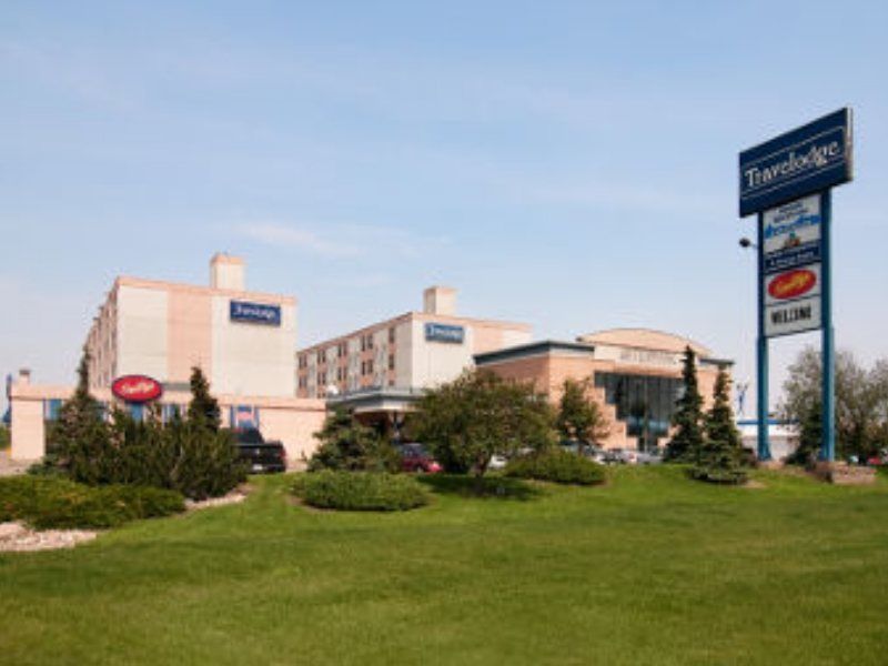 Travelodge By Wyndham Edmonton West Exterior photo